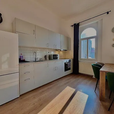 Lägenhet Baross - Spacious *