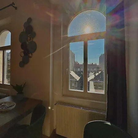 Baross - Spacious Апартаменты